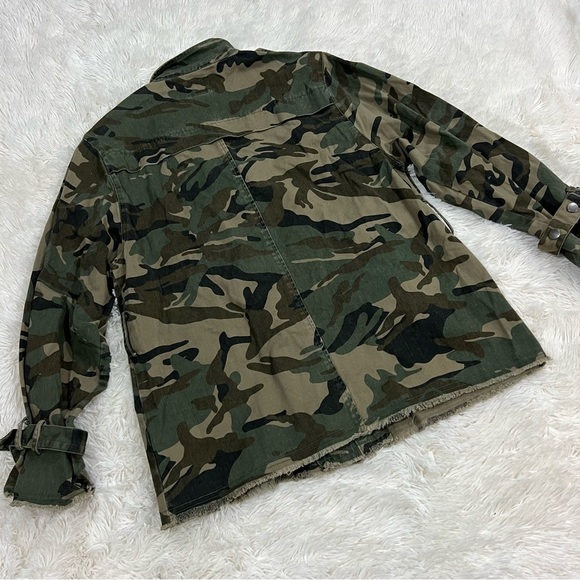 Forever 21 Camo Utility Jacket NWT - Picture 6 of 11